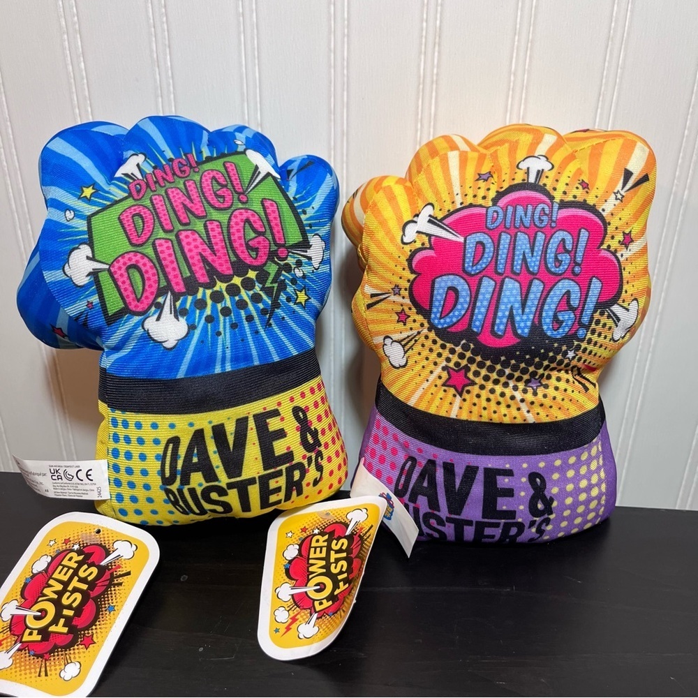 Dave & Buster’s Power Fists Plush Kid’s Boxing Gloves Set - Comic Pop Art - Picture 9 of 15